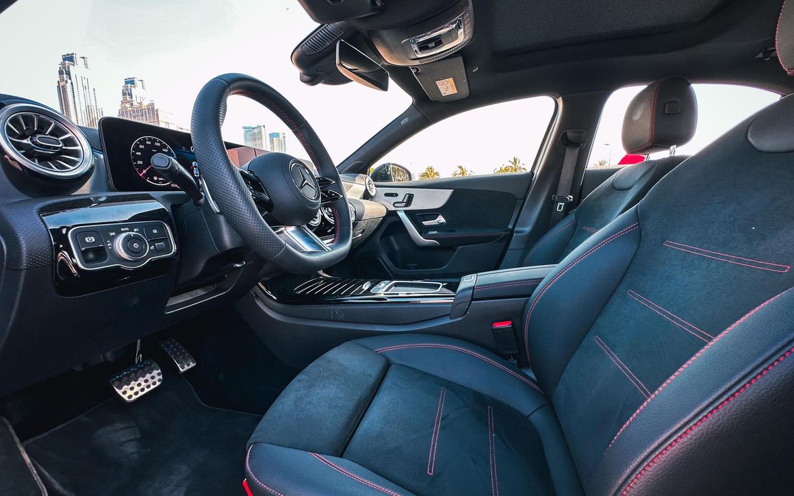 Mercedes A200 - image 5
