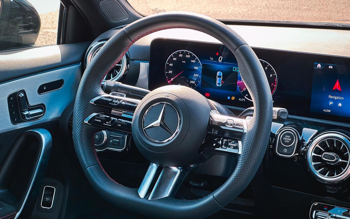 Mercedes A200 - image 6