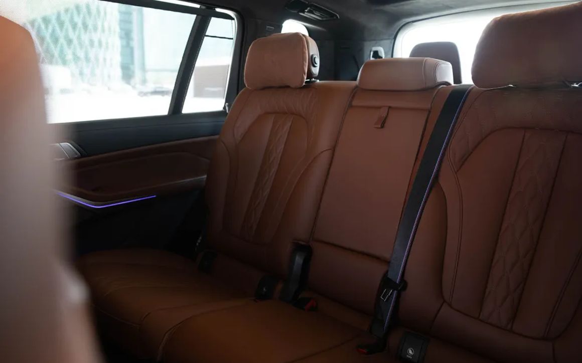 BMW X7 RESTYLING - image 11