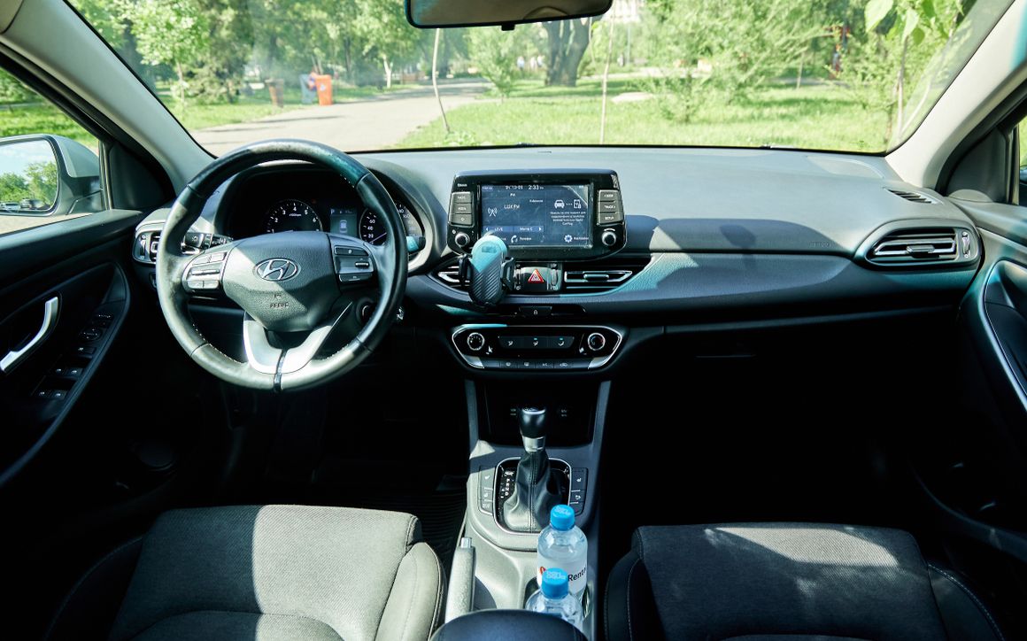 HYUNDAI I30 - image 12
