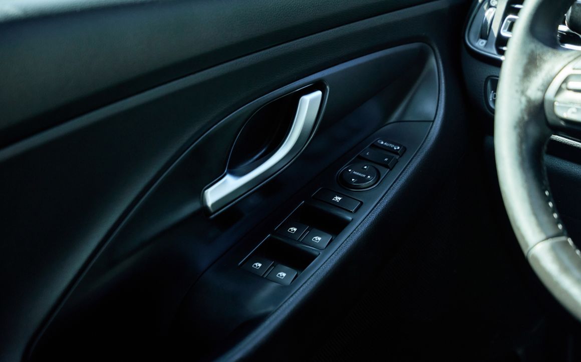 HYUNDAI I30 - image 15