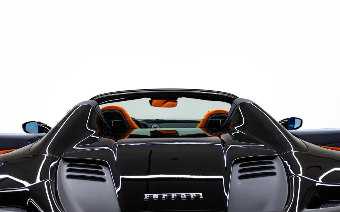 Ferrari F8 Spider - image 7