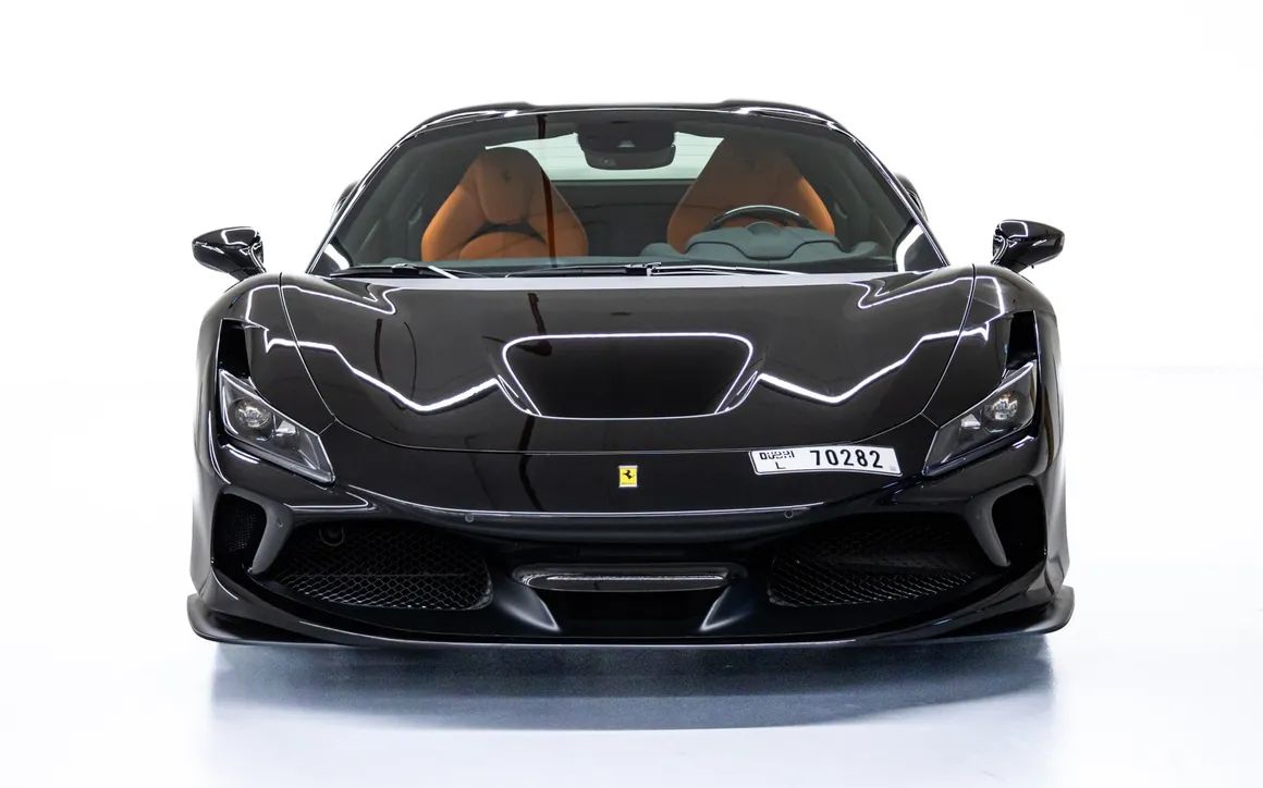 Ferrari F8 Spider - image 3