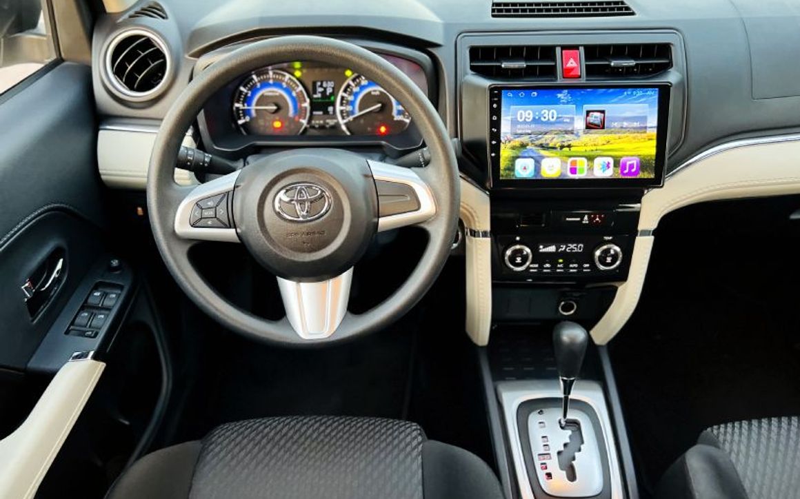Toyota Rush - image 6