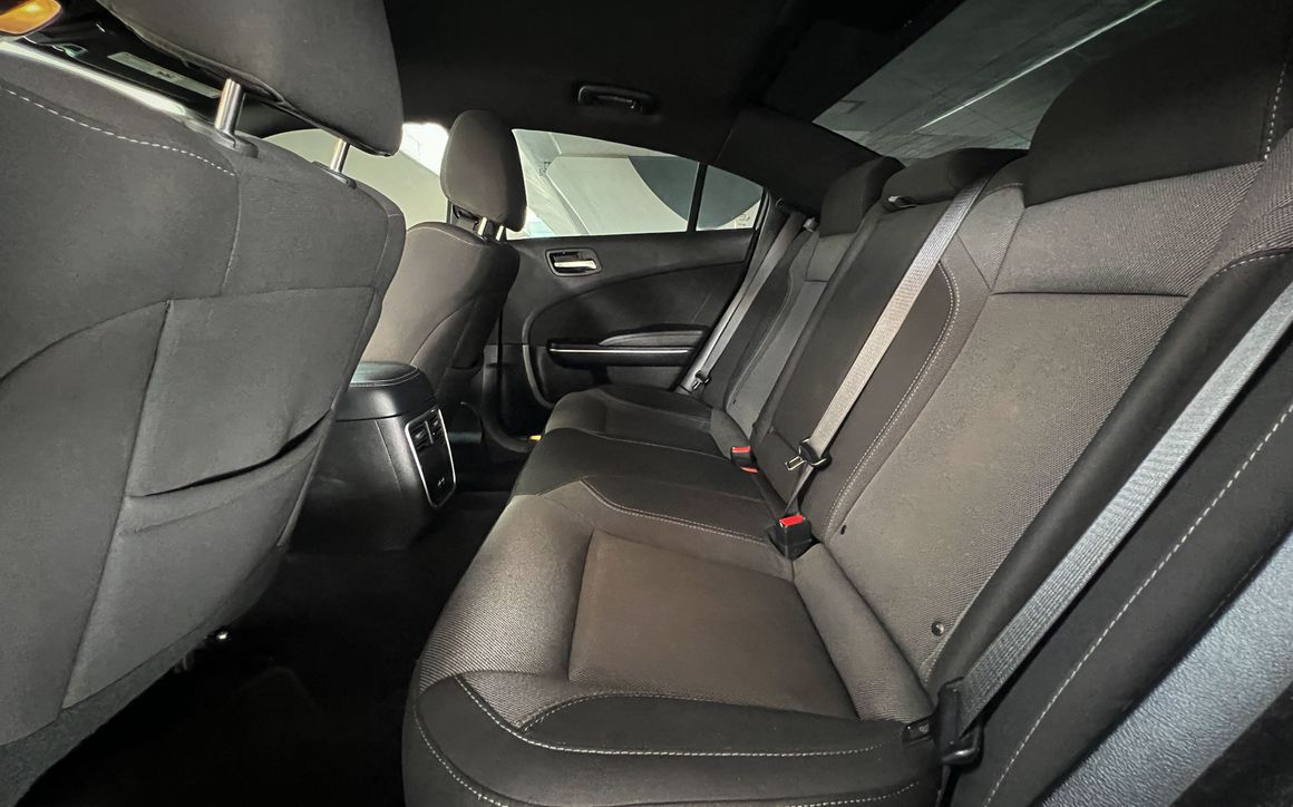 Dodge Charger - image 14