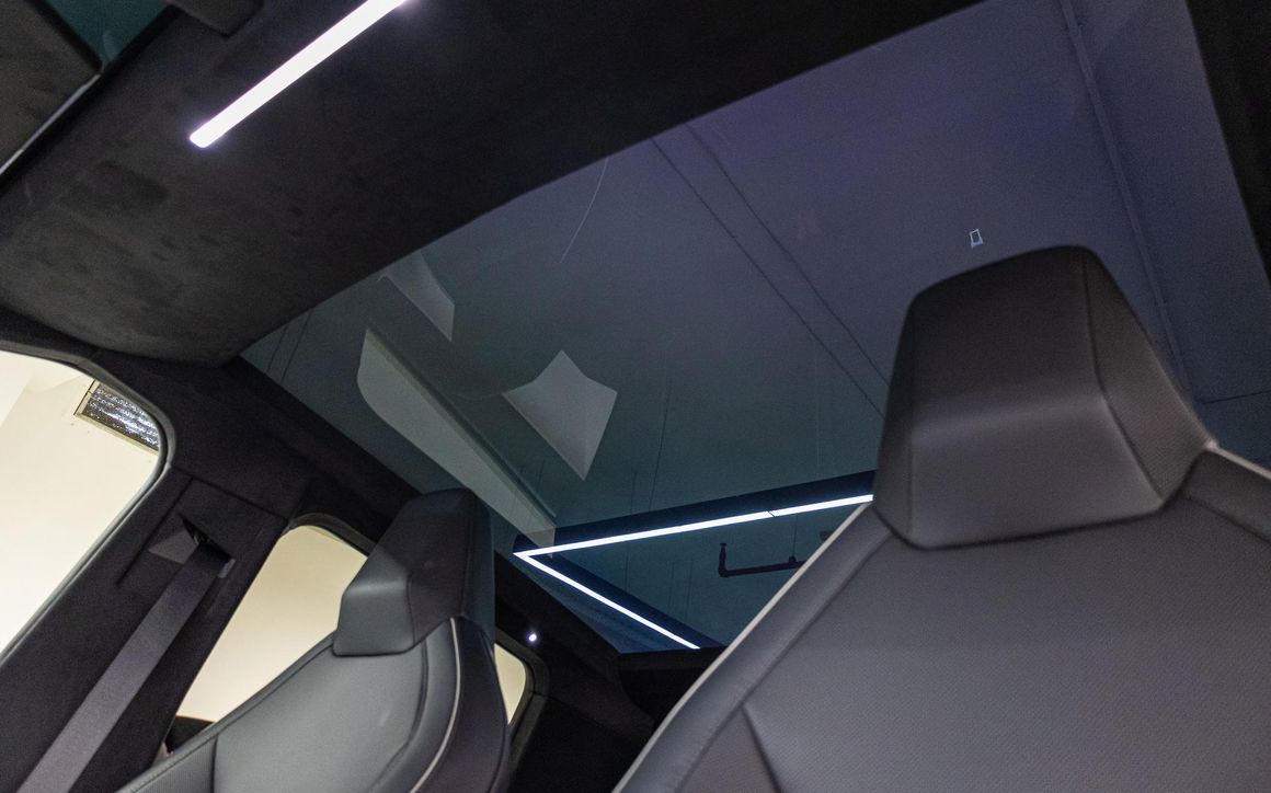 Tesla Cybertruck - image 16