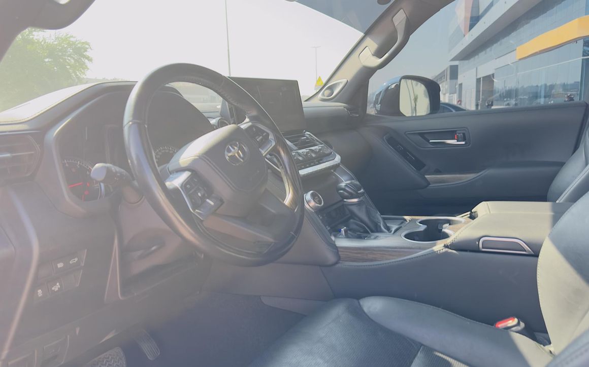 TOYOTA Landcruiser - image 16