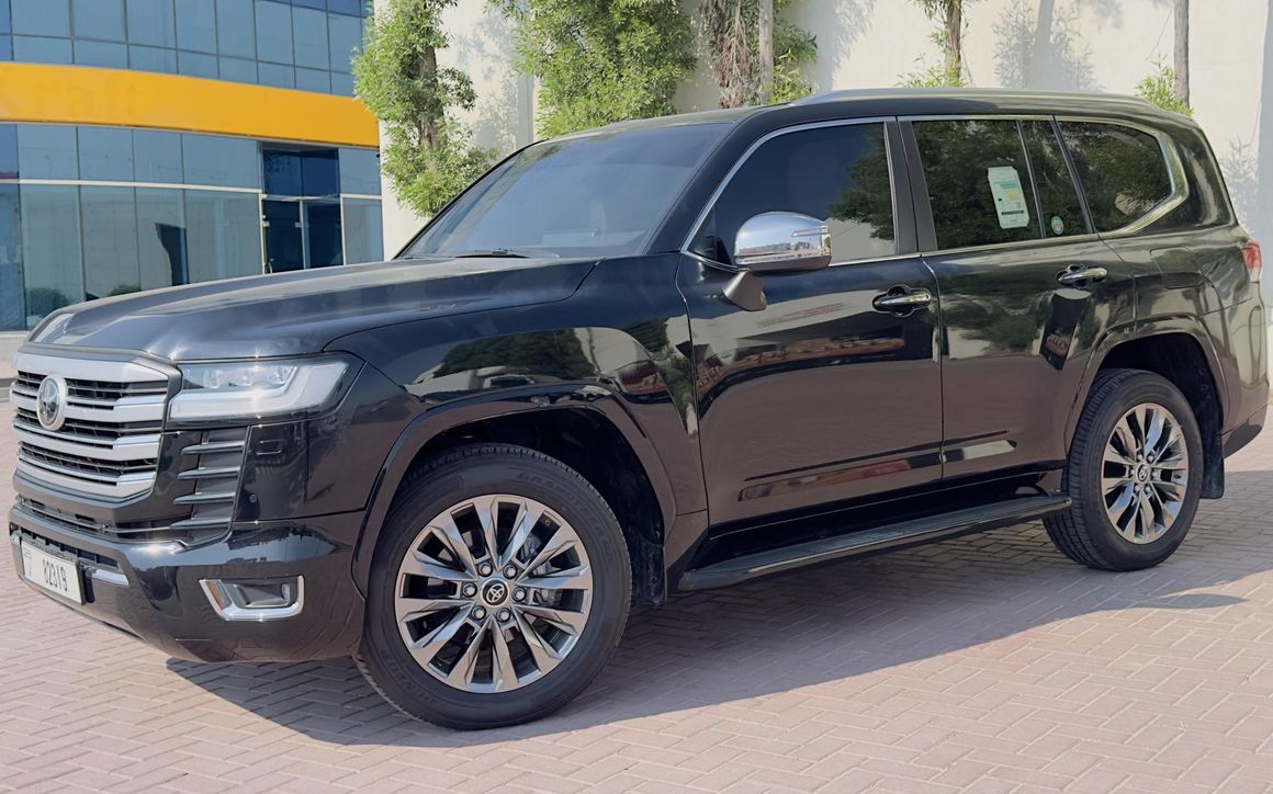 TOYOTA Landcruiser - image 3