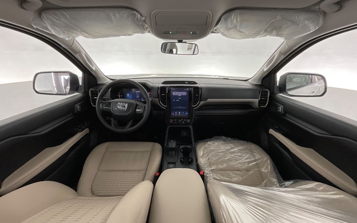 FORD EVEREST - image 11