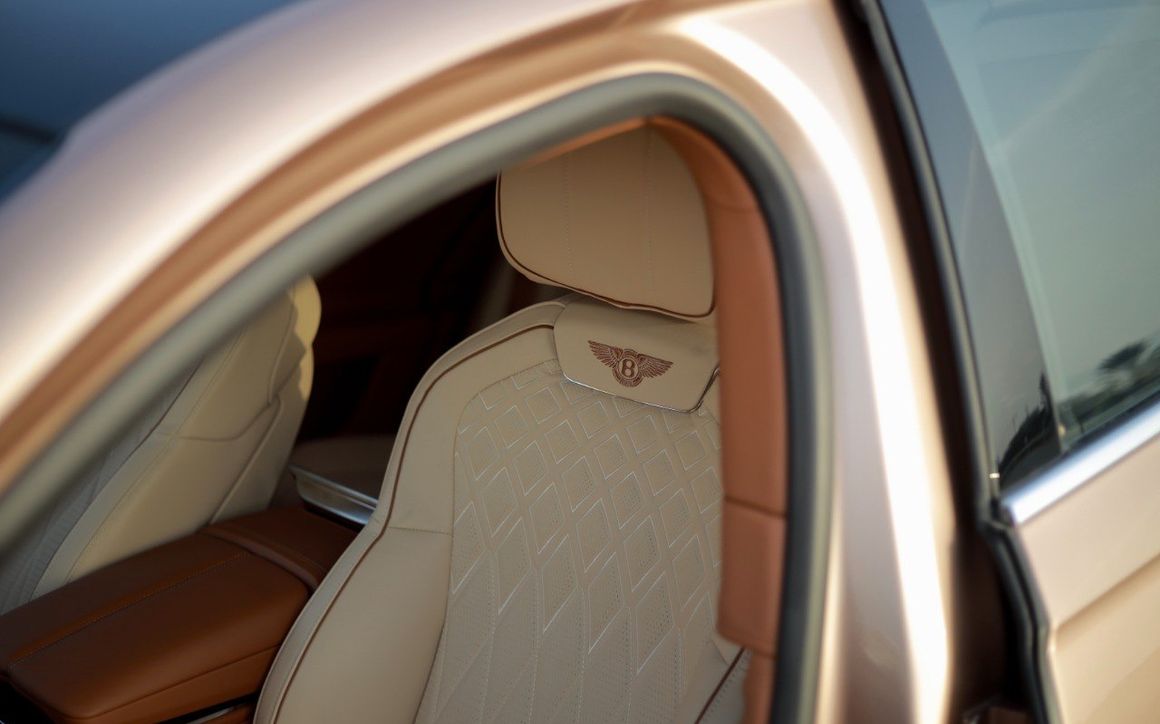 BENTLEY FLYING SPUR V12 - image 10