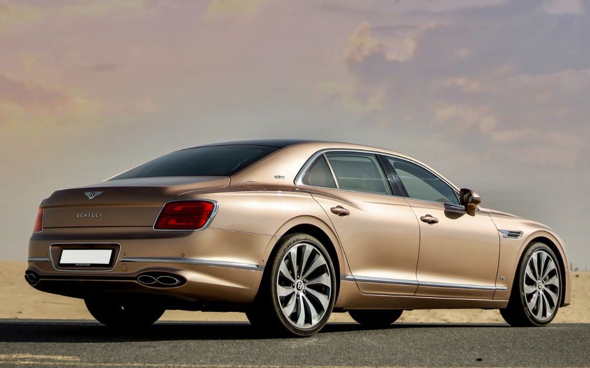 BENTLEY FLYING SPUR V12 - image 3