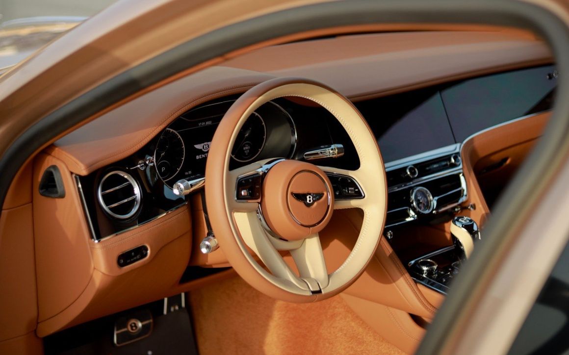 BENTLEY FLYING SPUR V12 - image 5