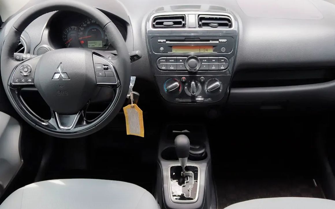 MITSUBISHI Attrage - image 6