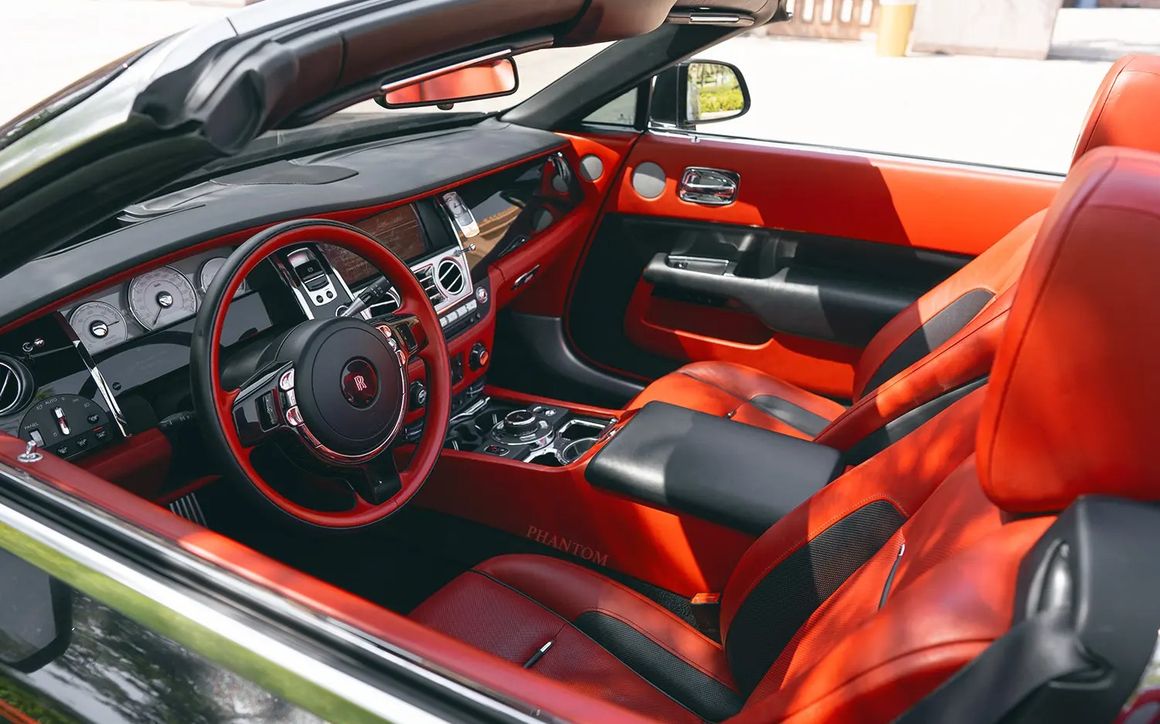 ROLLS ROYCE DAWN - image 11