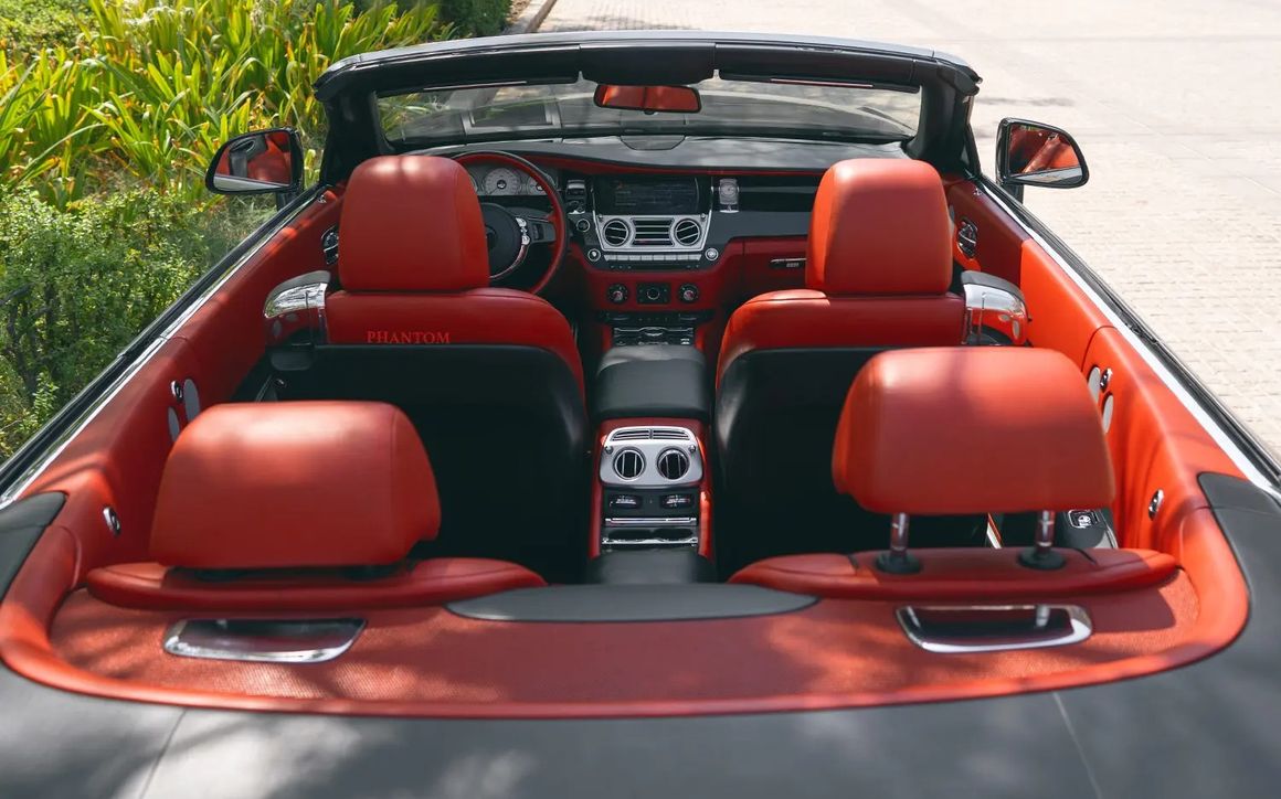 ROLLS ROYCE DAWN - image 7