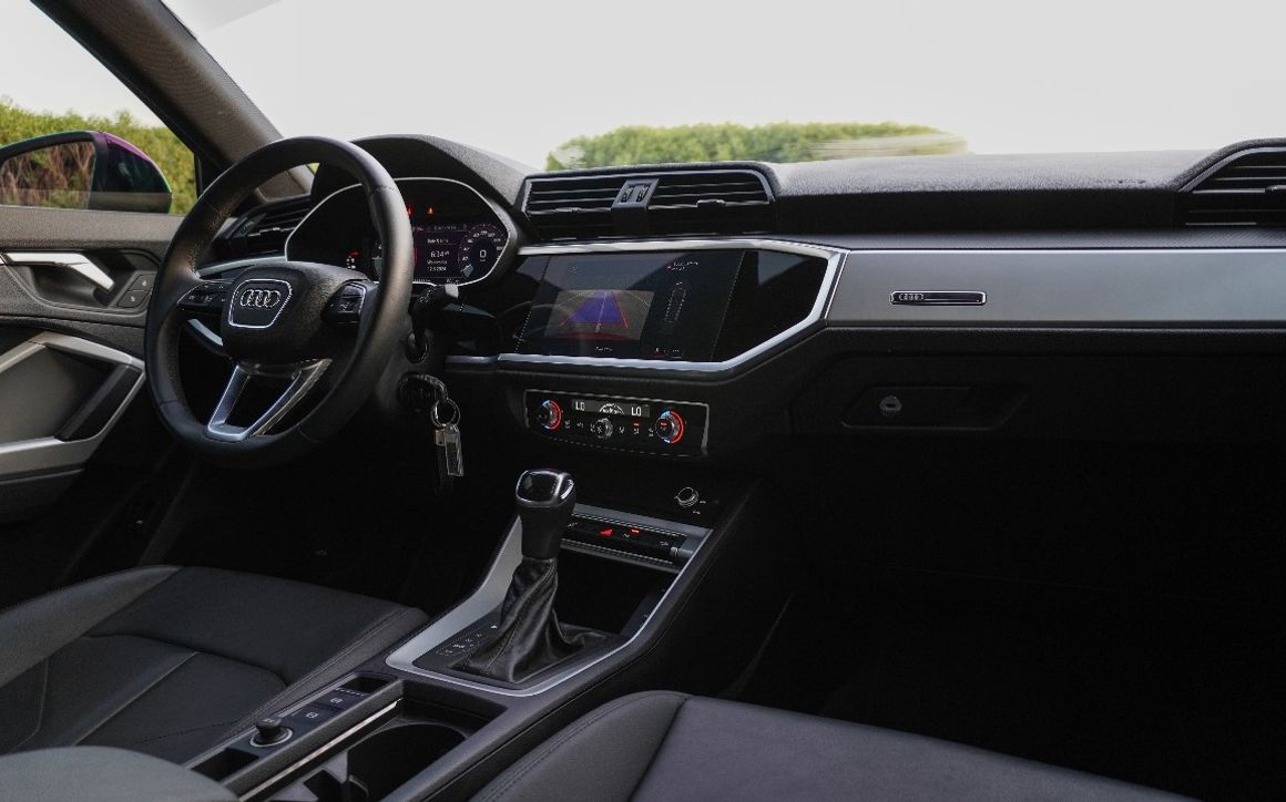 Audi Q3 - image 10