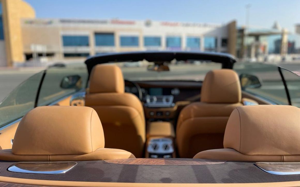 ROLLS ROYCE DAWN - image 5