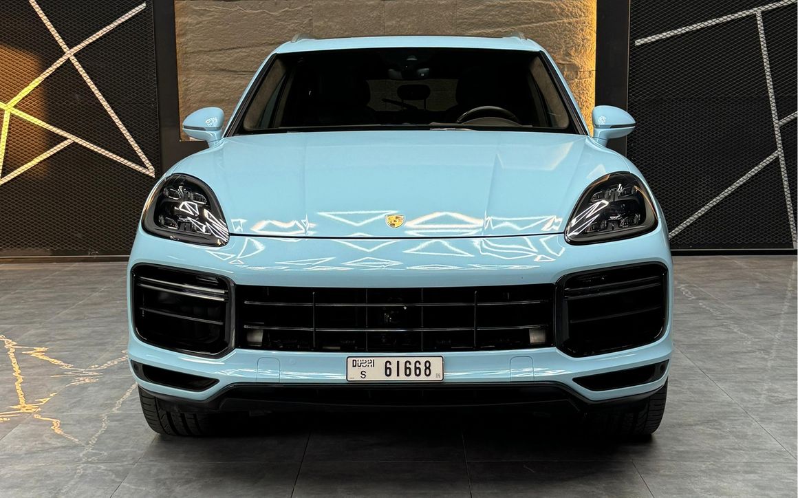 PORSCHE CAYENNE - image 2