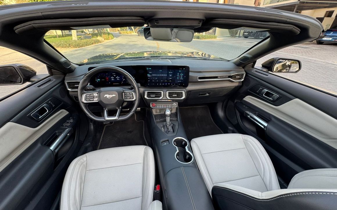 FORD MUSTANG - image 6