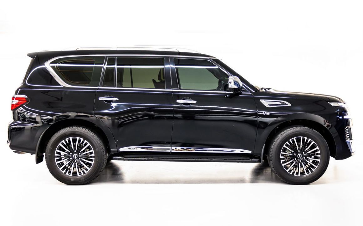 Nissan Patrol LE - image 2