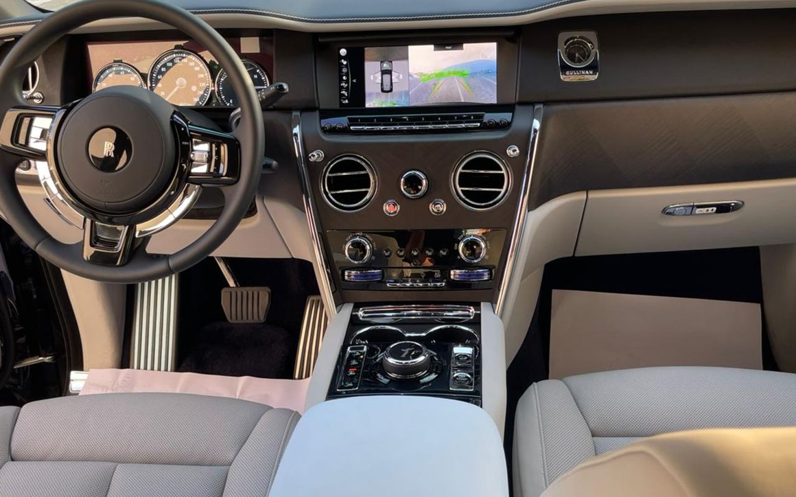ROLLS ROYCE CULLINAN - image 11