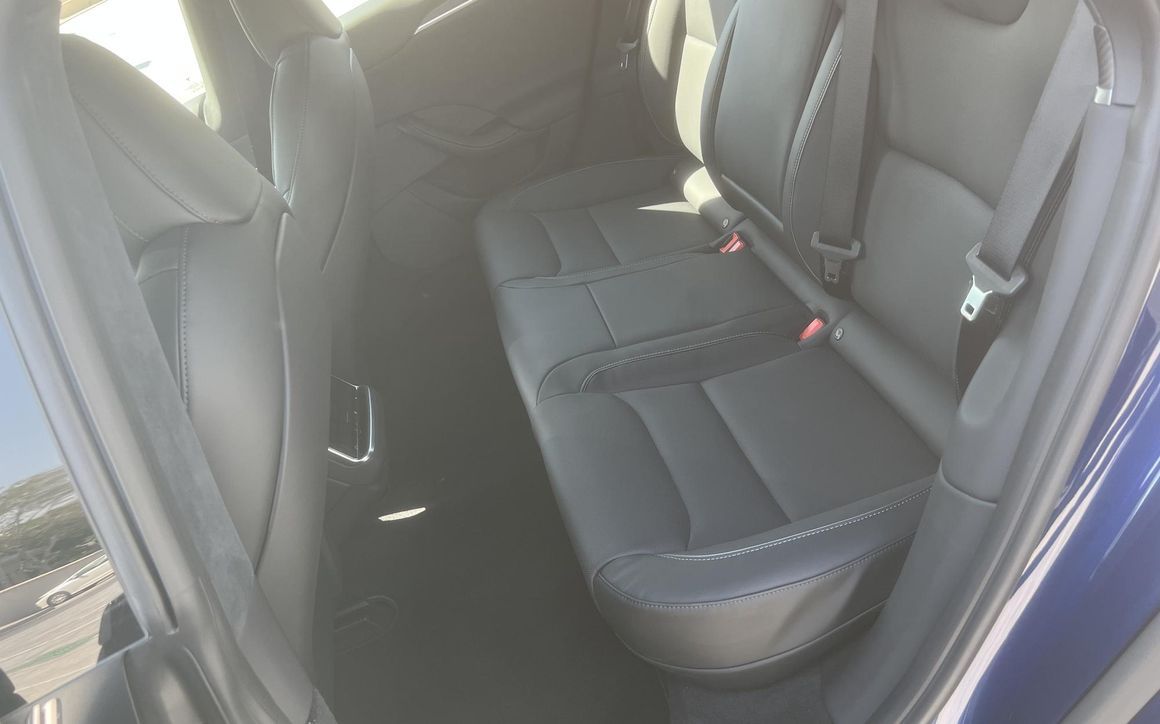 Tesla Model S Plaid - image 13