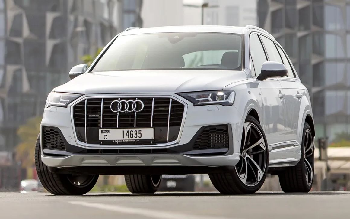 Audi Q7 - image 2
