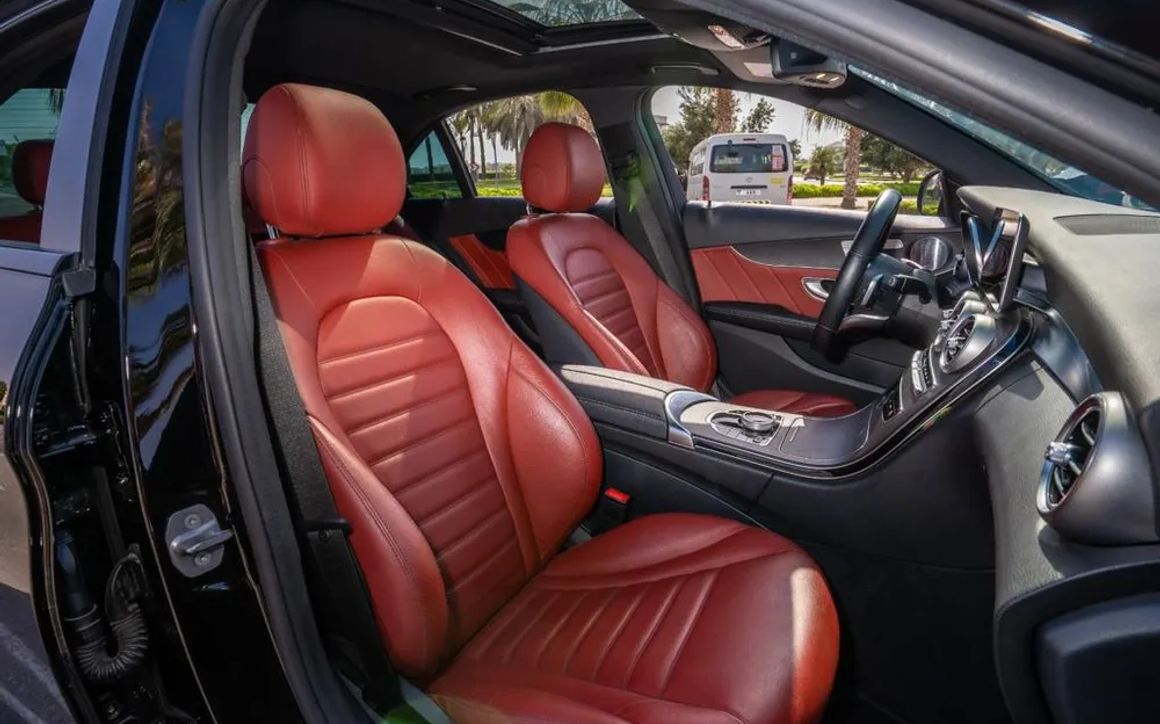 MERCEDES C300-4DOOR - image 8