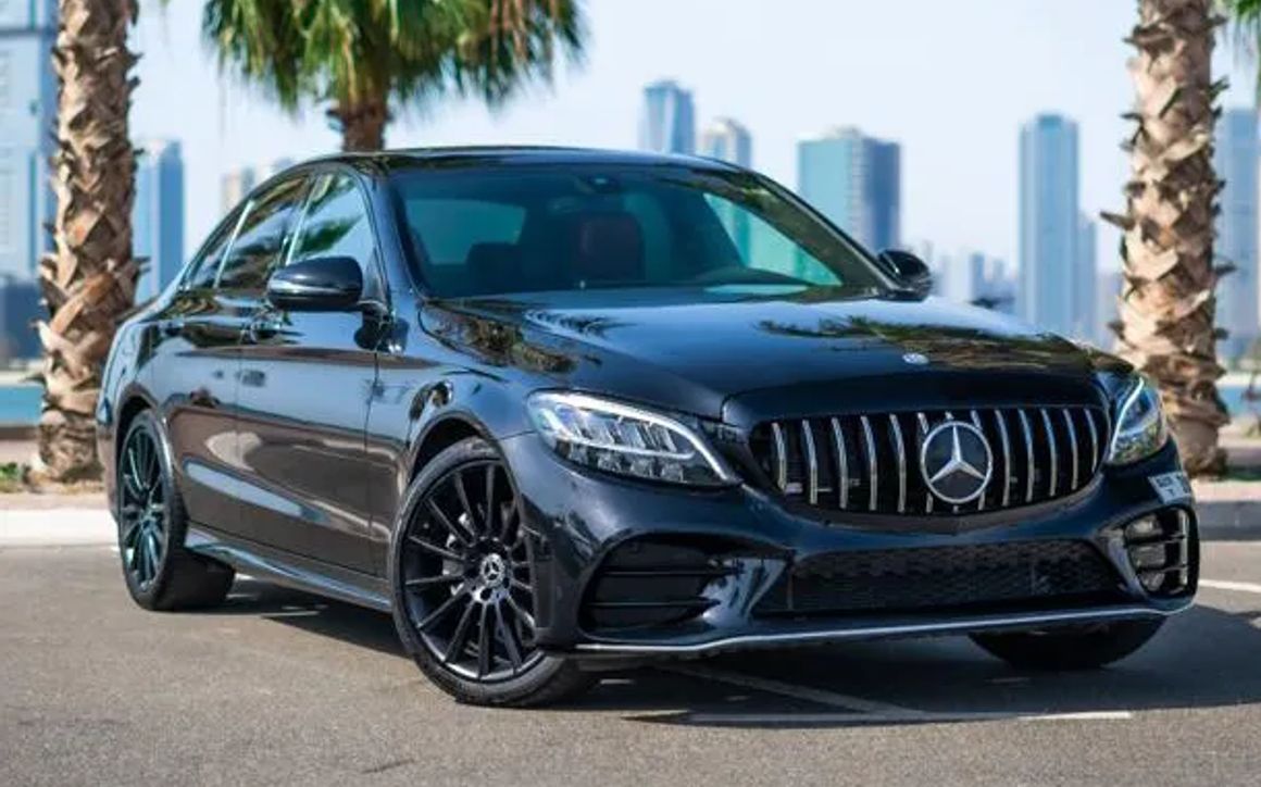 MERCEDES C300-4DOOR - image 4