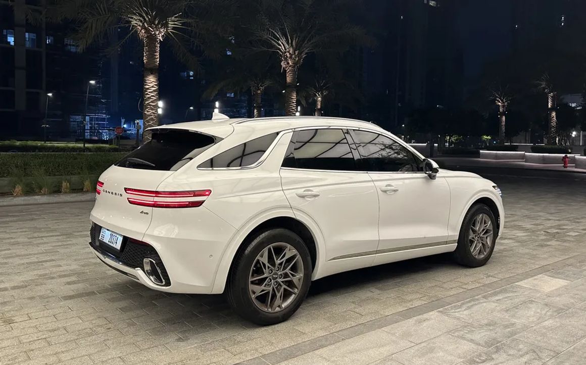 Genesis GV 70 - image 10