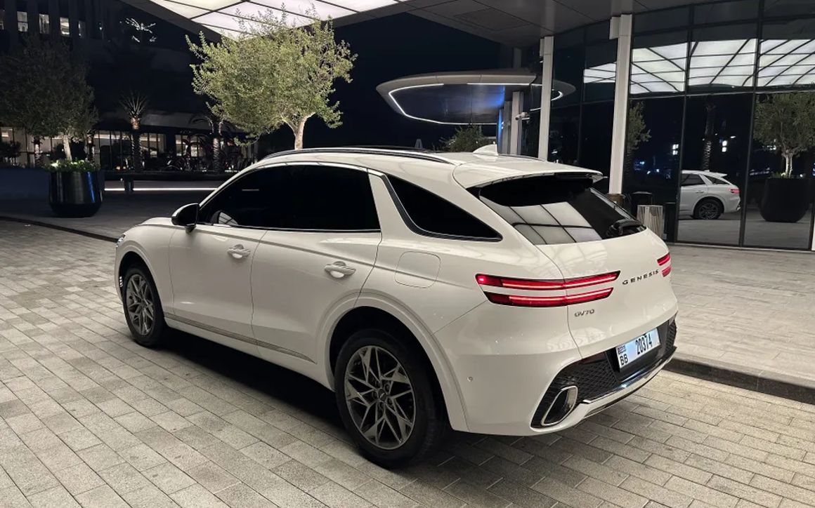 Genesis GV 70 - image 8