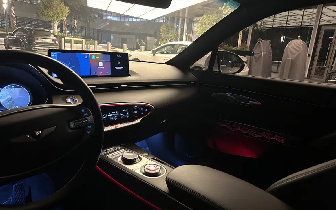 Genesis GV 70 - image 13