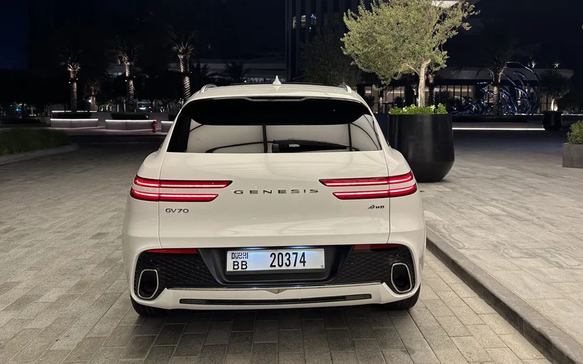 Genesis GV 70 - image 9