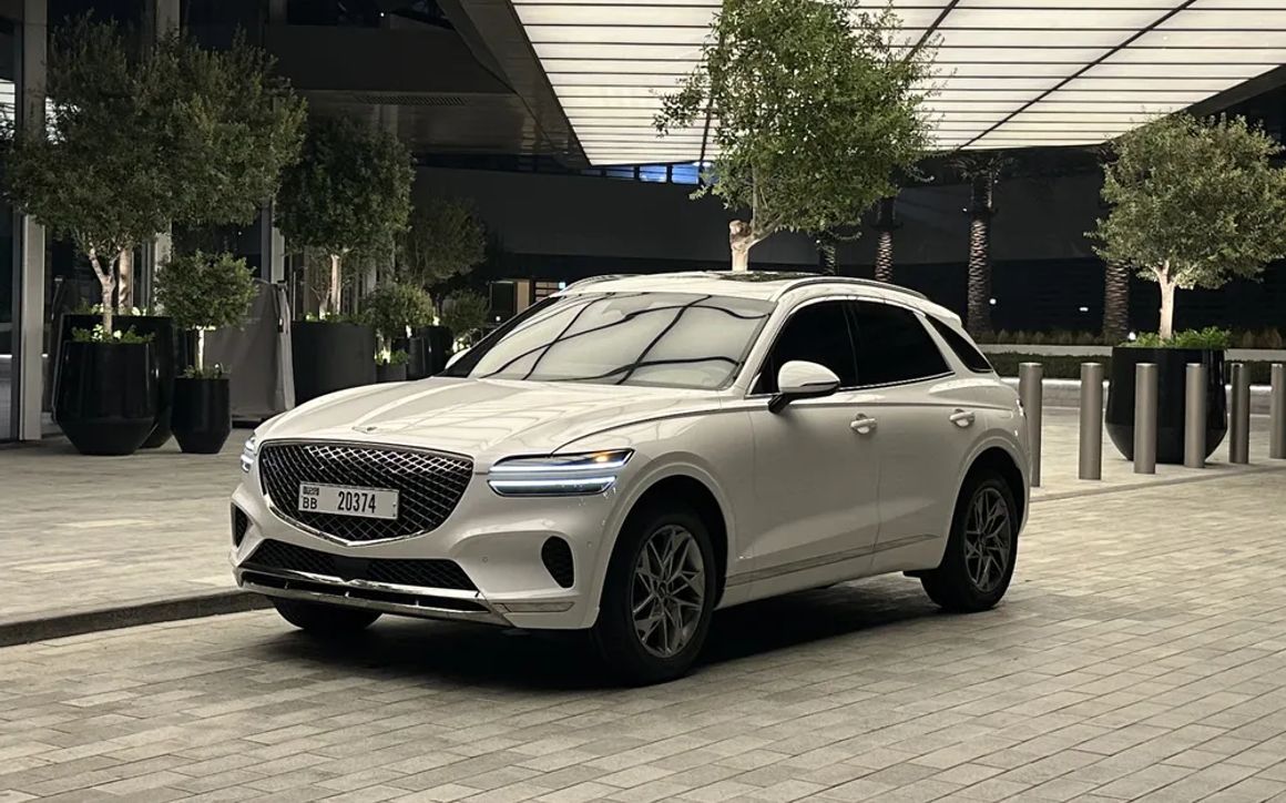 Genesis GV 70 - image 1