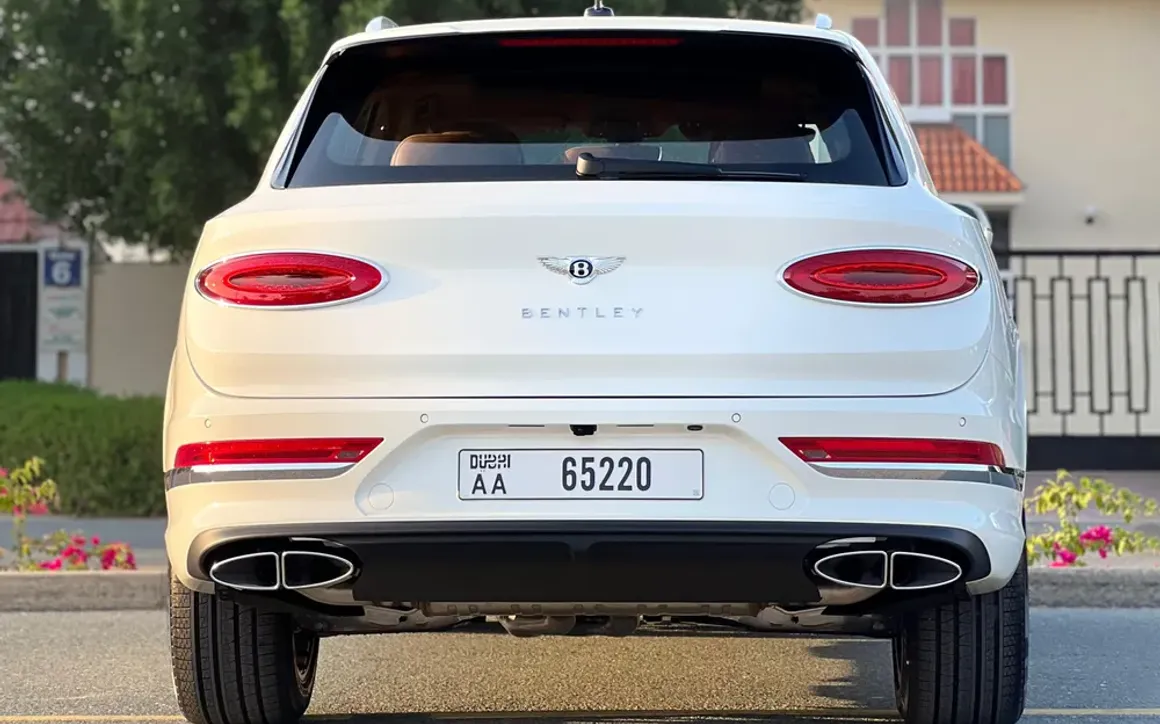 BENTLEY BENTAYGA - image 7