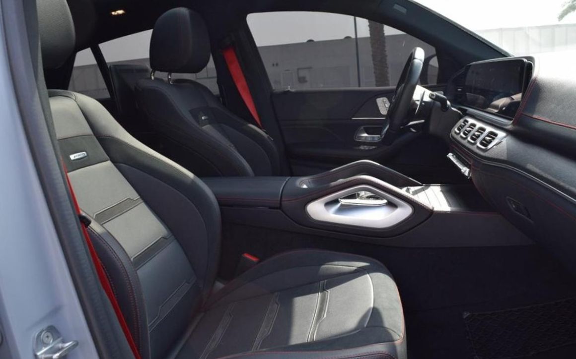 MERCEDES GLE 53 - image 7