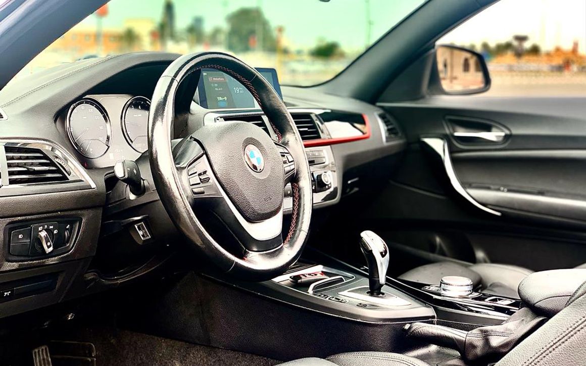 BMW 230 2020 - image 6