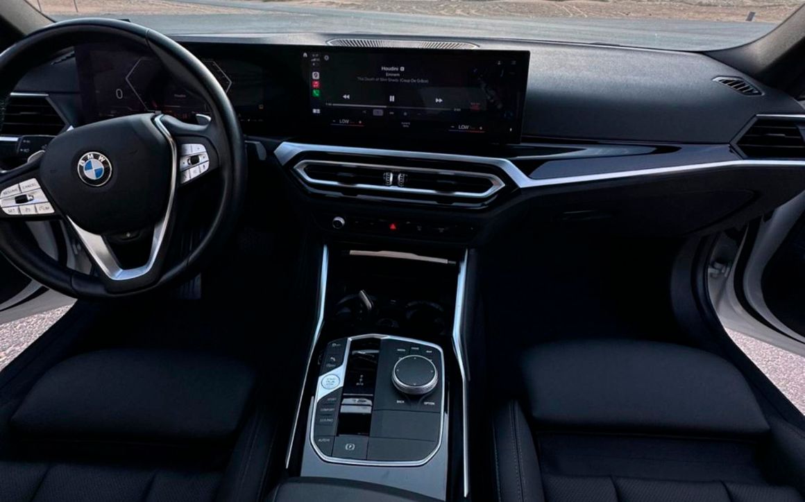 BMW 330I - image 4