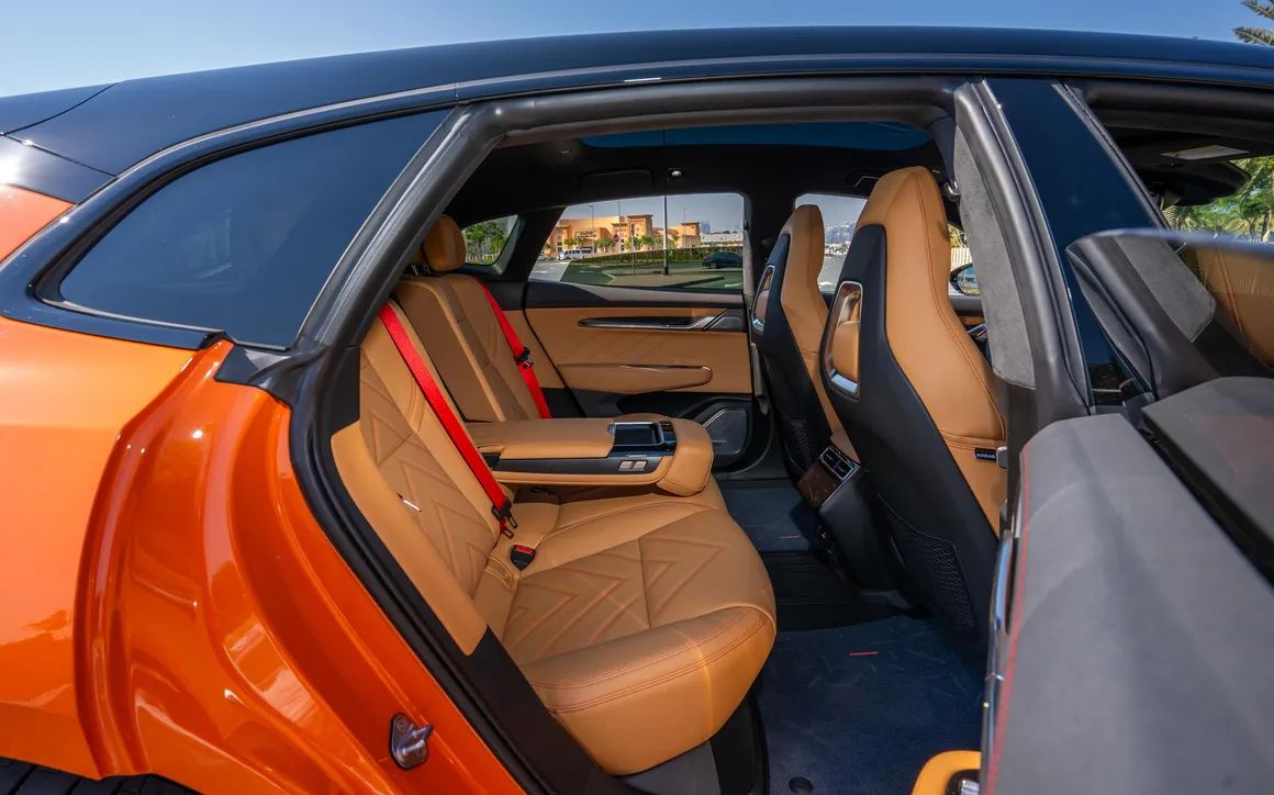 ZEEKR 001 - image 23