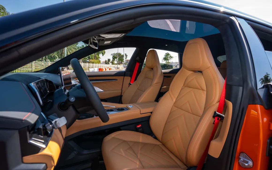 ZEEKR 001 - image 19