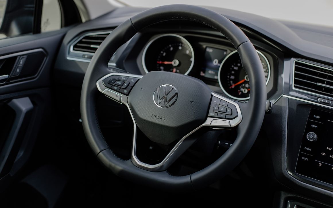 VOLKSWAGEN TIGUAN - image 11