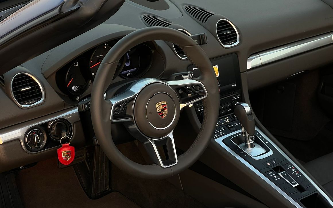 PORSCHE BOXSTER - image 5