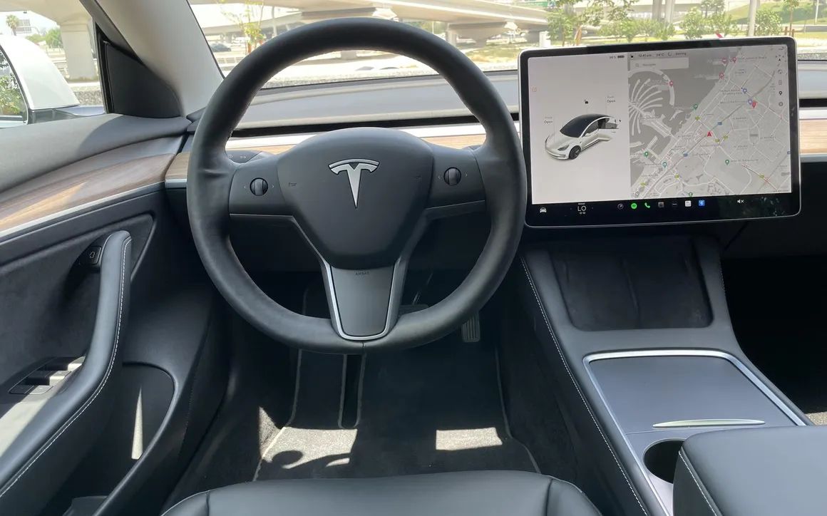 TESLA MODEL 3 STANDARD - image 7