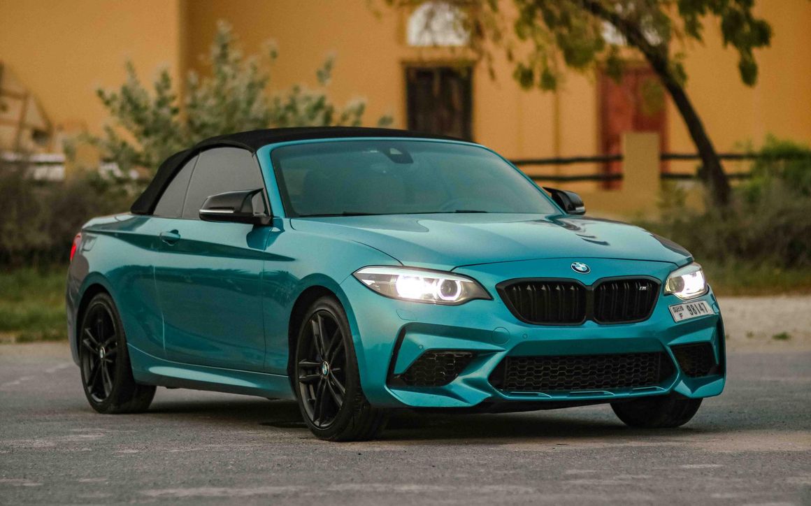 BMW 240 - image 6