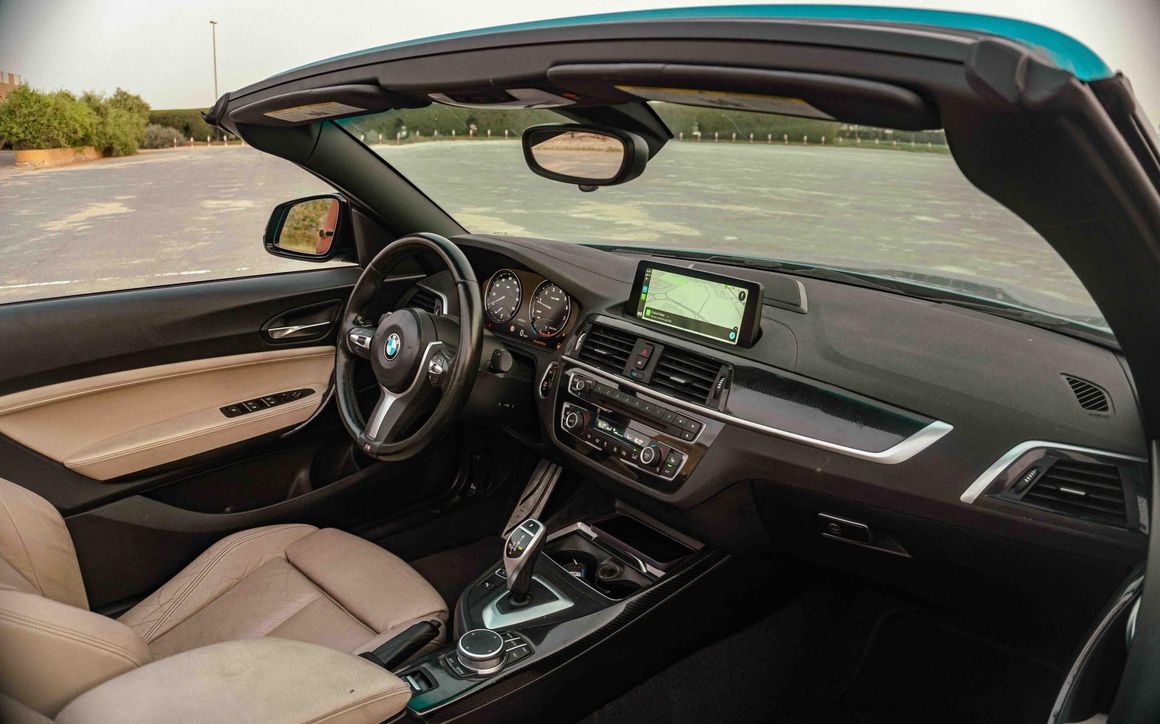 BMW 240 - image 13