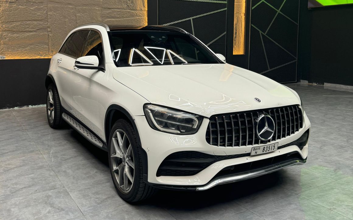 MERCEDES GLC 300 - image 4