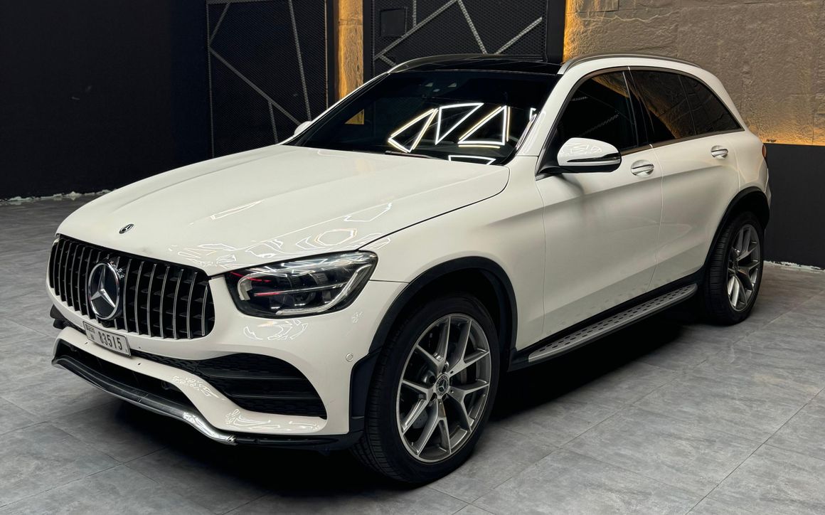 MERCEDES GLC 300 - image 1