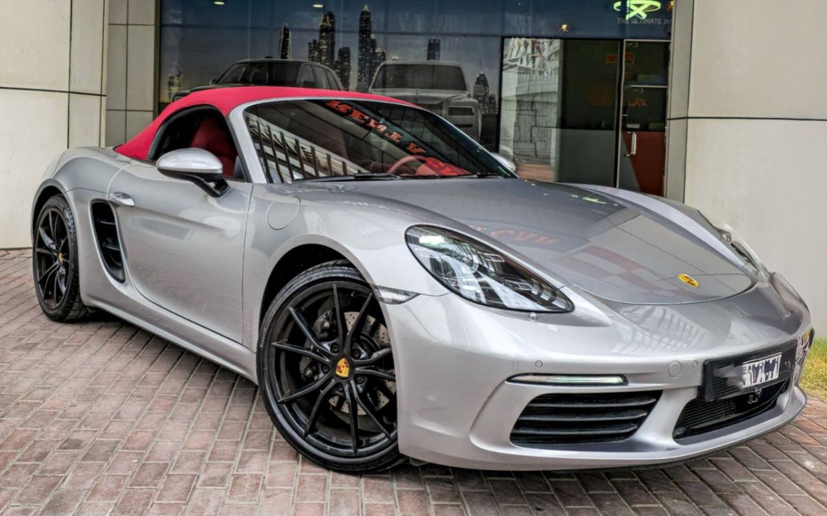 Porsche Boxster 2024 - image 1