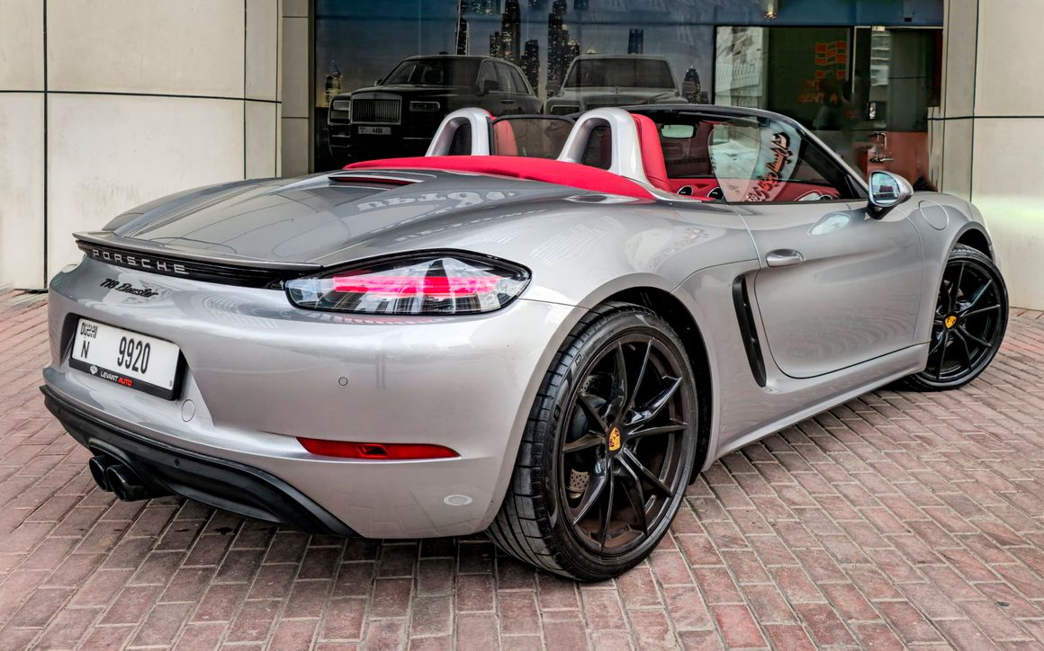 Porsche Boxster 2024 - image 3