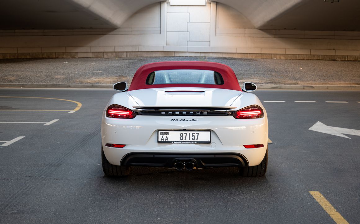 Porsche 718 Boxster - image 7